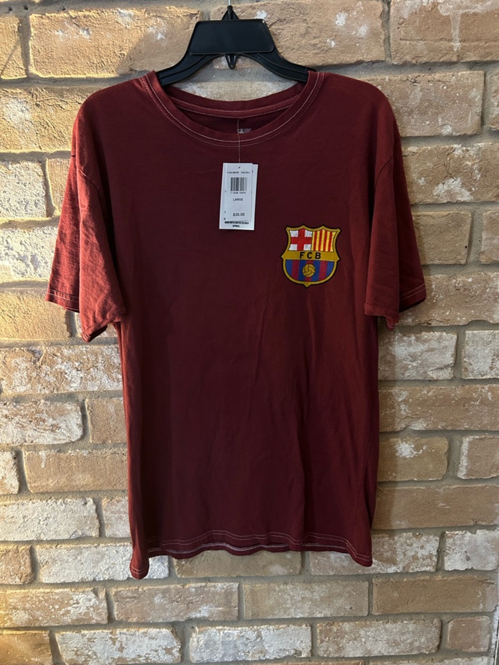 Barça Graphic Tee with Crest - Burgundy and Yellow. New with tags. Mens LG. - Picture 2 of 5